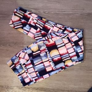 LuLaRoe T/C Graphic Leggings